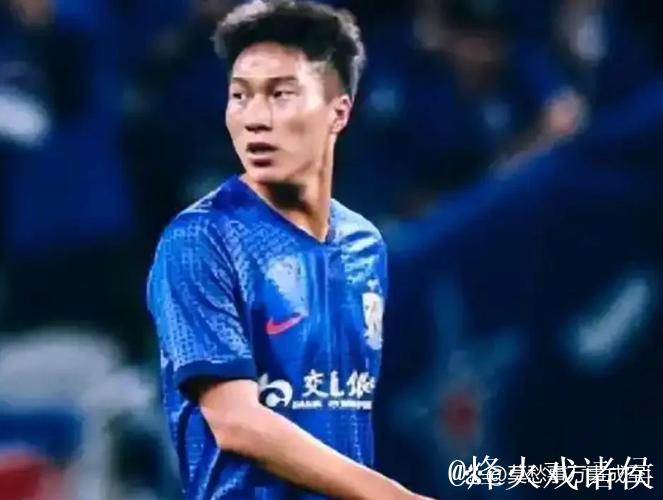 相比去年费南多 今年申花夏窗引援阿苏埃 算是不太成功