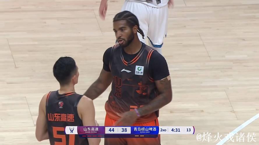 CBA俱乐部杯-克里斯28+8 山东力克青岛晋级8强